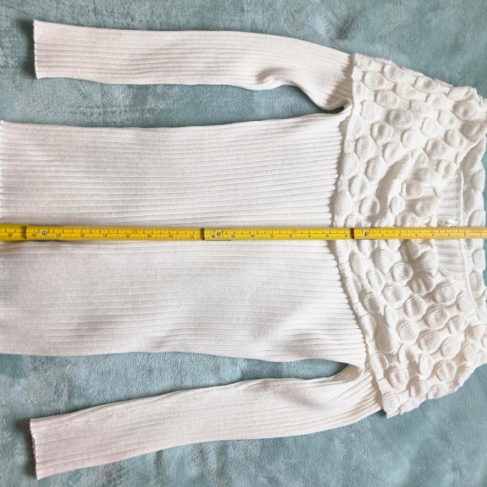 Off while ribbed Off the shoulder. Size xl petite on smaller size - Picture 7 of 7